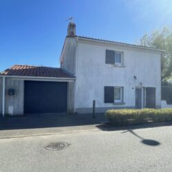 Maison 4 pièces + garage + terrain centre-ville Corsept